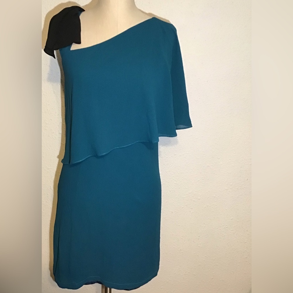Teal one shoulder dress size 6